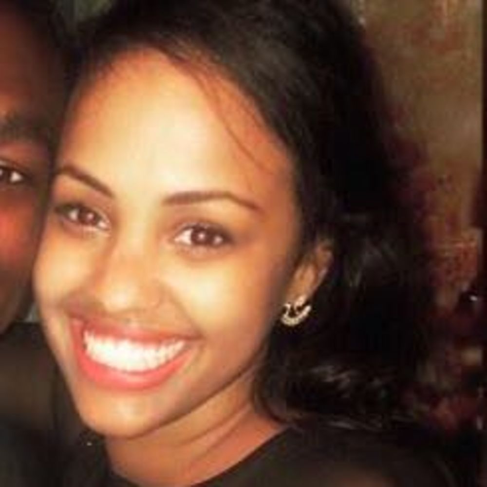 Meet your Posher, Helen